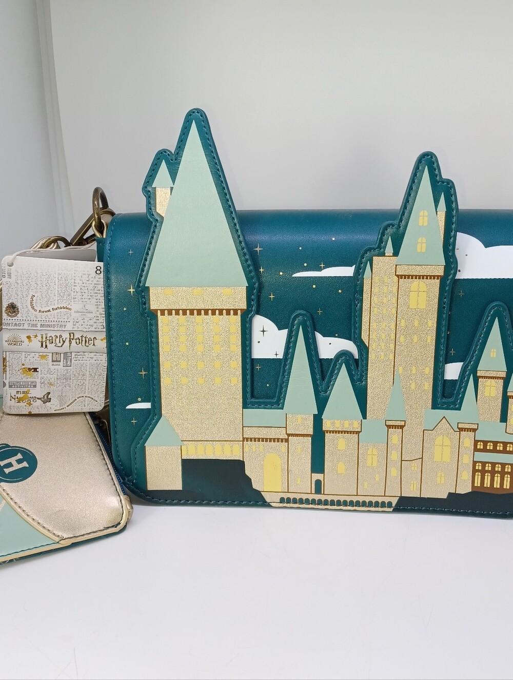 Loungefly Harry Potter Golden Hogwarts Crossbody Bag with Pouch NWT